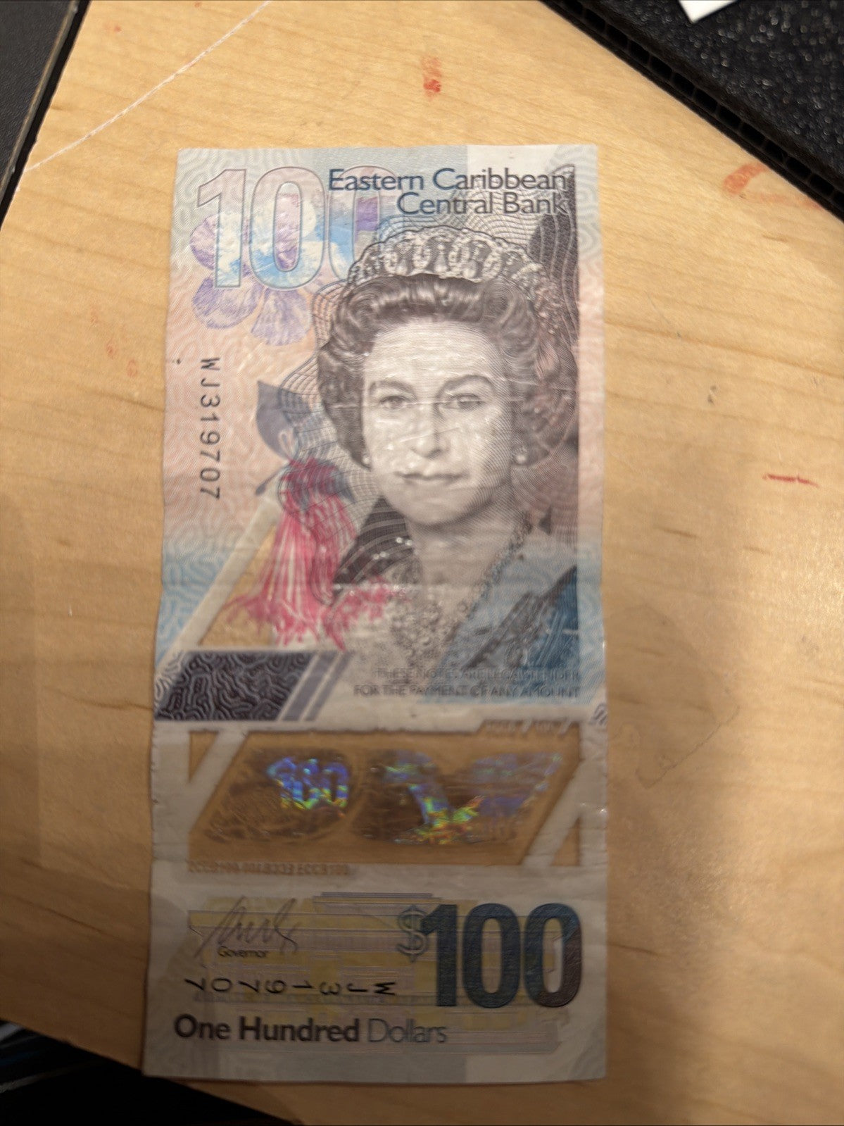 100 Dollars Eastern Caribbean States